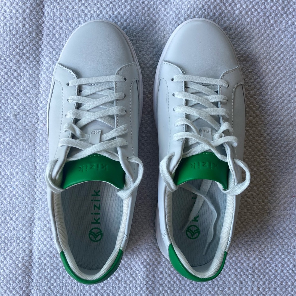 Kizik Vegas Hands Free Clover Low-Top Sneakers Women’s 8.5 Wide Men’s 7 Wide EUC